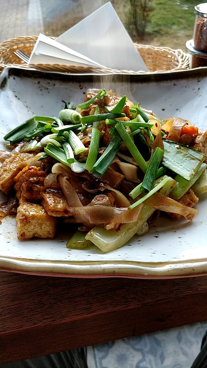 Woo Thai Street Food Hubska-2